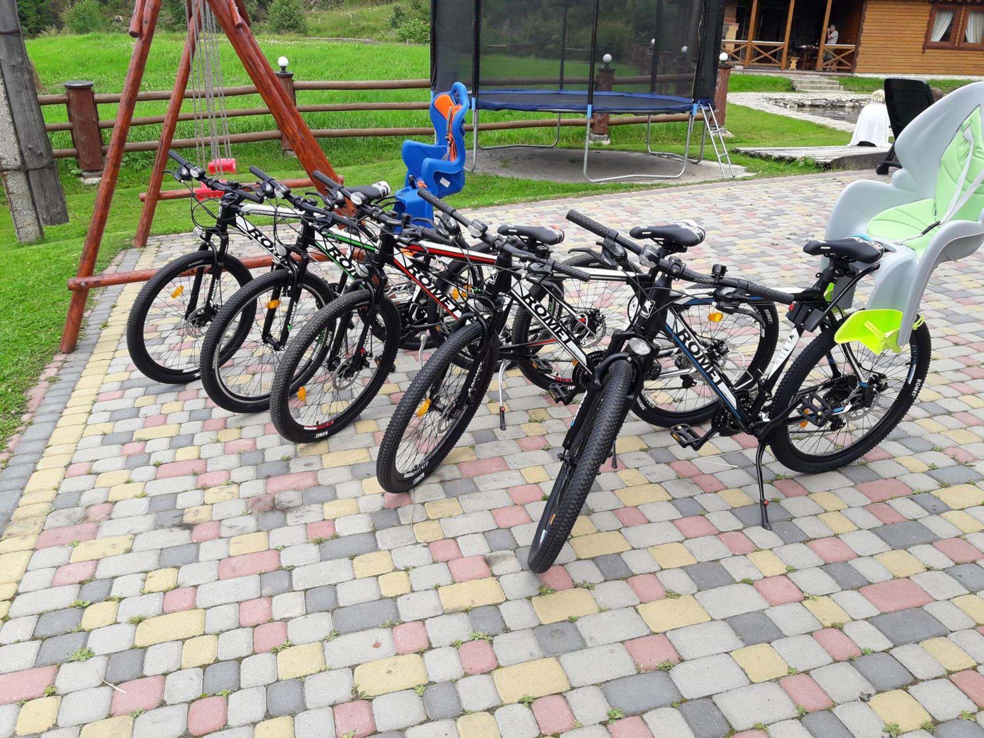 Lisoviy Zatyshok, Z Vidkrutum Litnim Baseynom Hotel Slavske Luaran gambar